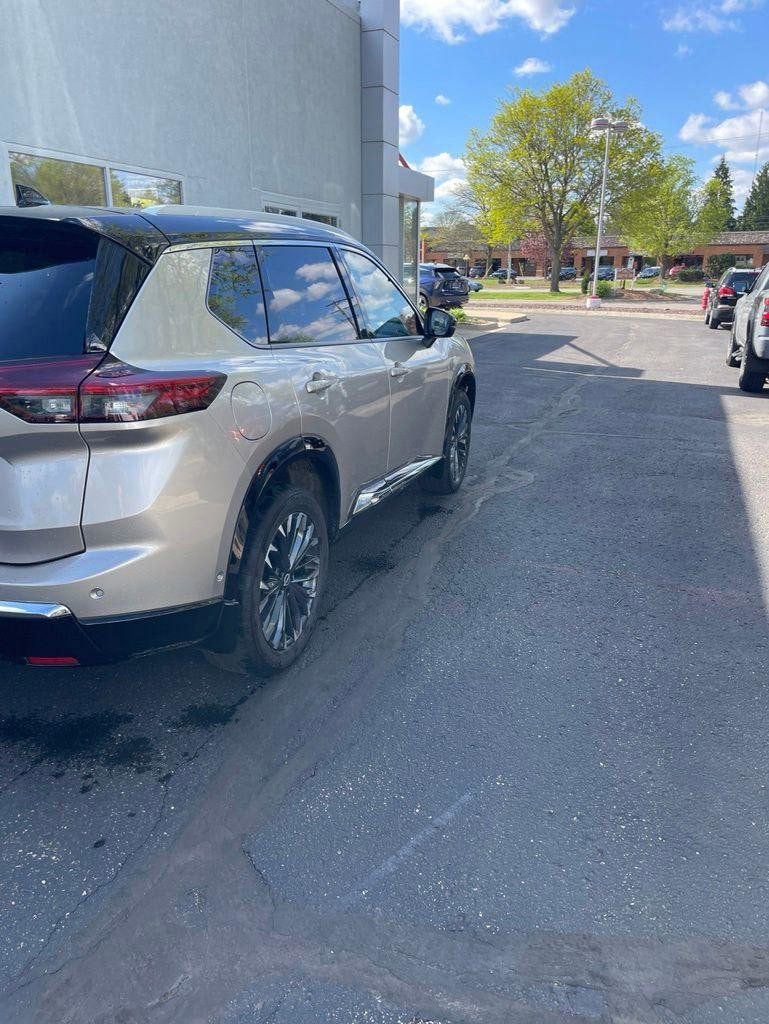 2024 Nissan Rogue Platinum Intelligent AWD