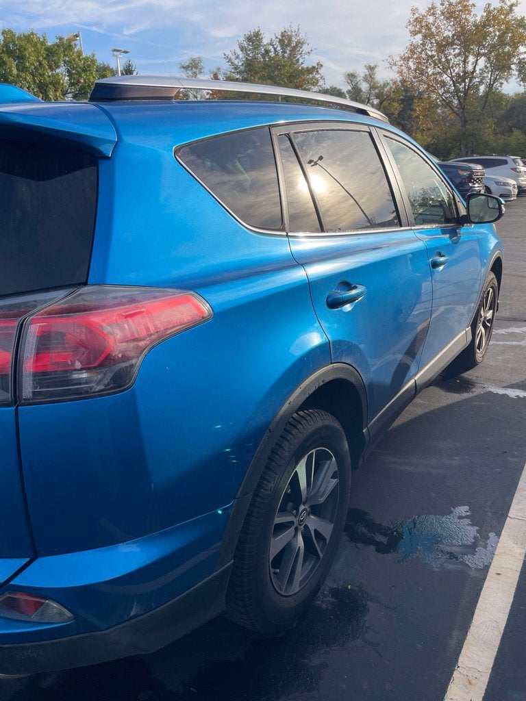2016 Toyota RAV4 XLE
