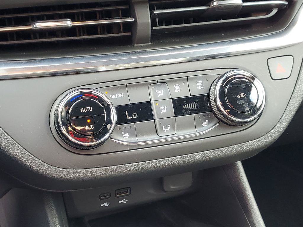 2024 Buick Envista Preferred