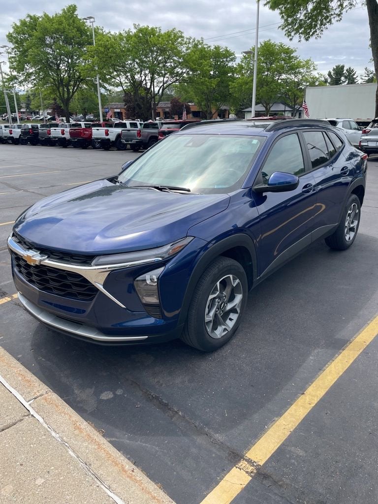 2024 Chevrolet Trax LT