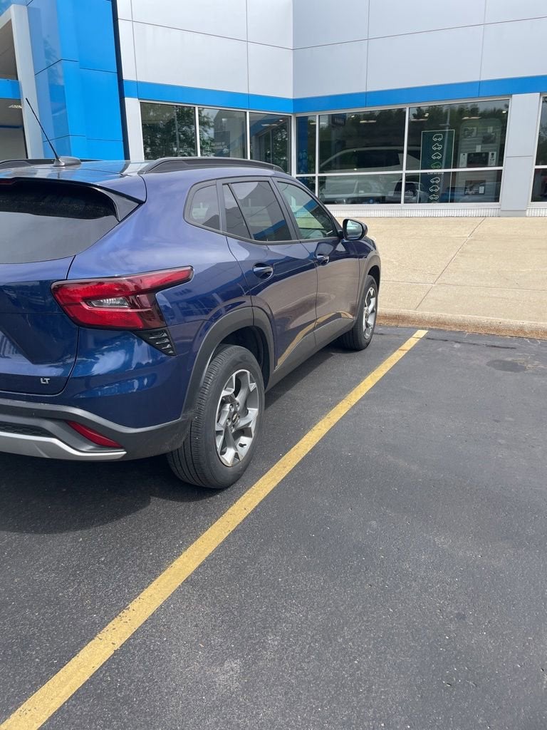 2024 Chevrolet Trax LT