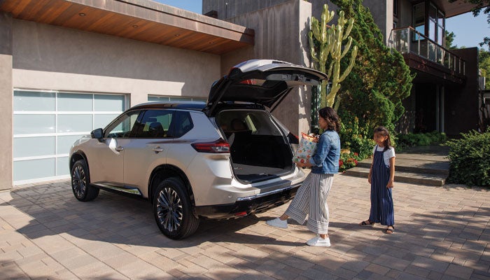 Graff Nissan of Okemos in Okemos MI