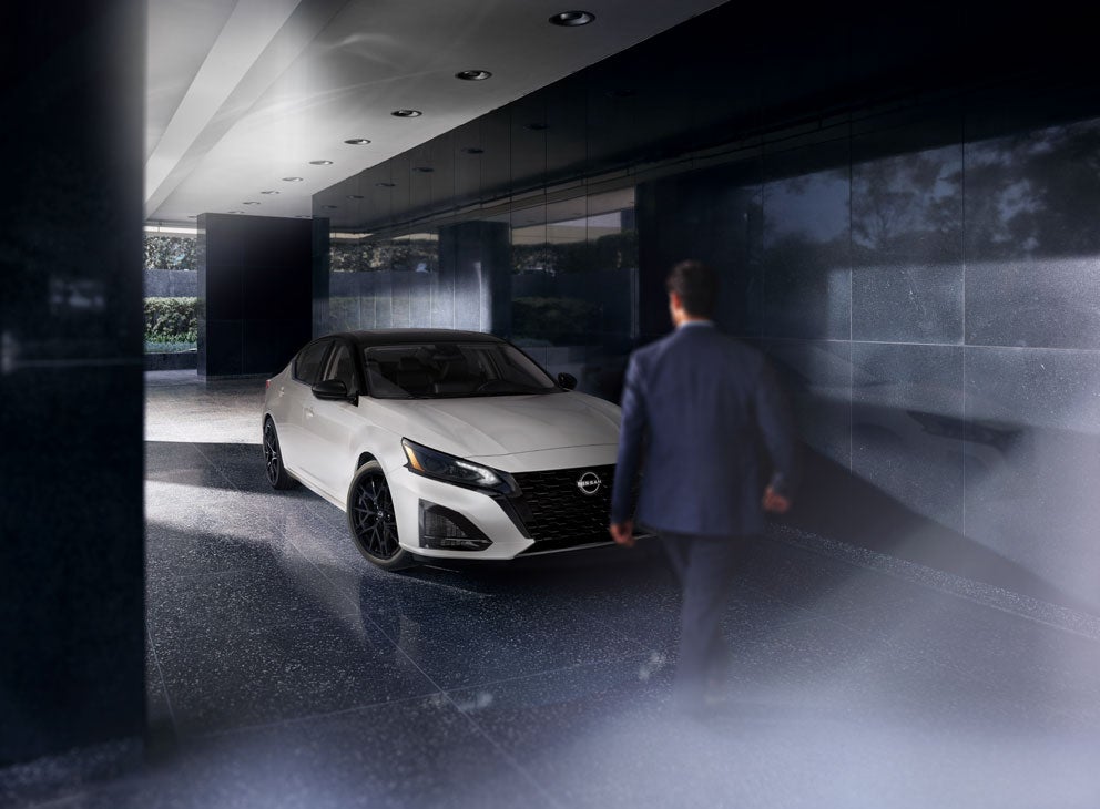 Graff Nissan of Okemos in Okemos MI