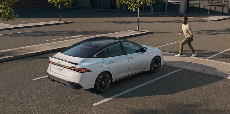 Graff Nissan of Okemos in Okemos MI