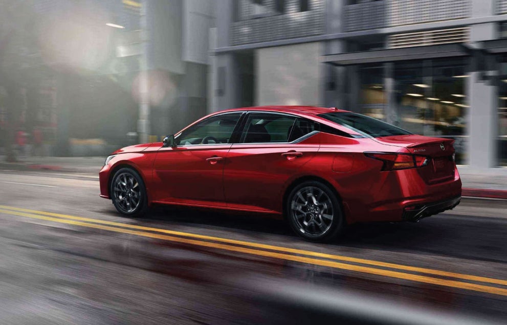 Graff Nissan of Okemos in Okemos MI